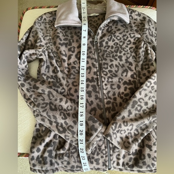 Old Navy Full Zip Fleece Jacket - Picture 8 of 9